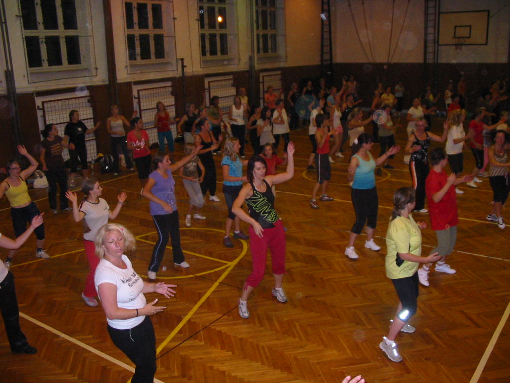 zumba 001.JPG