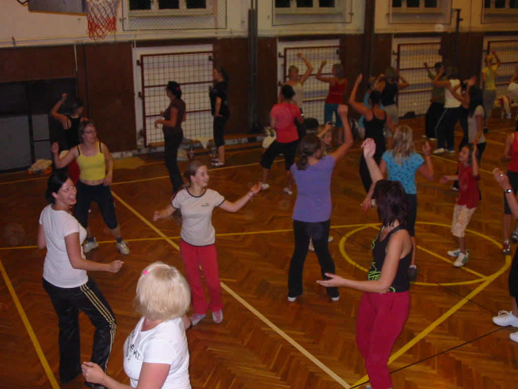 zumba 002.JPG