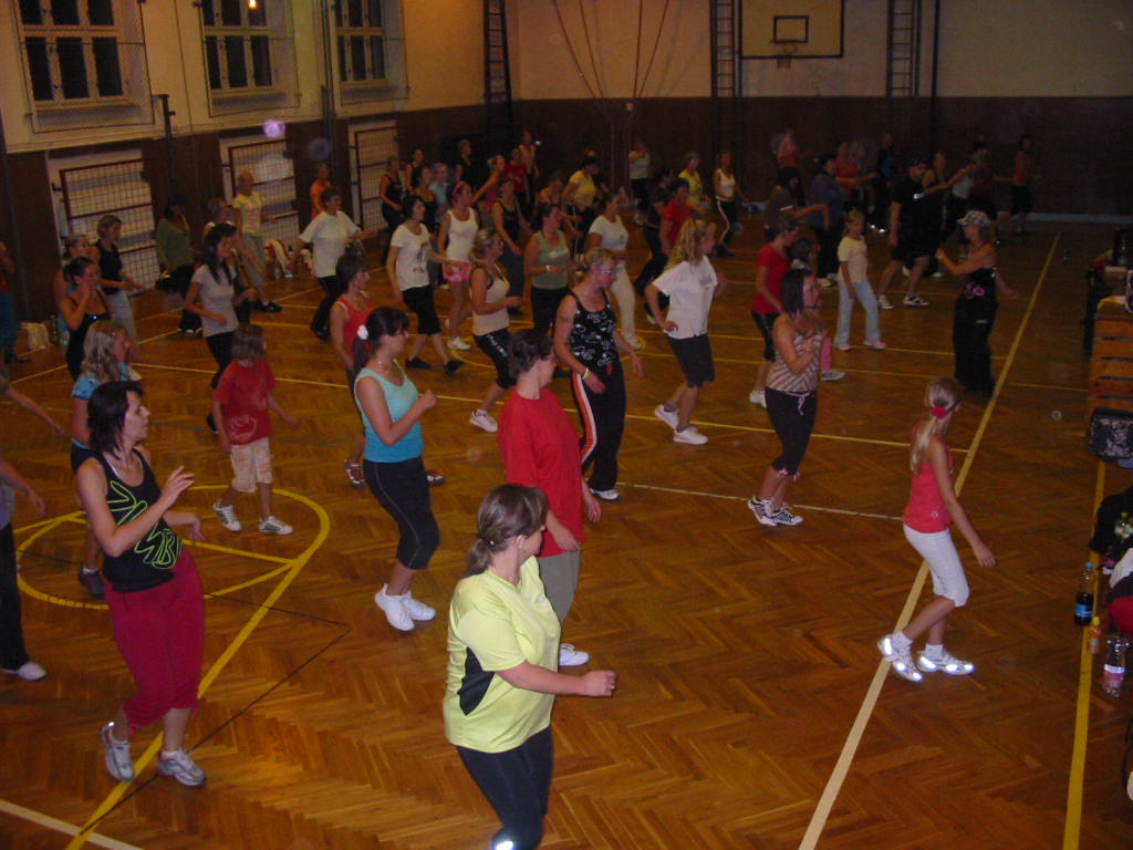 zumba 003.JPG